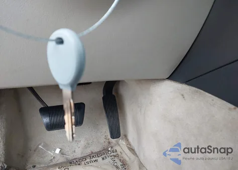 2006 Chrysler 300C from USA, damaged, VIN 2C3LA63H56H102076